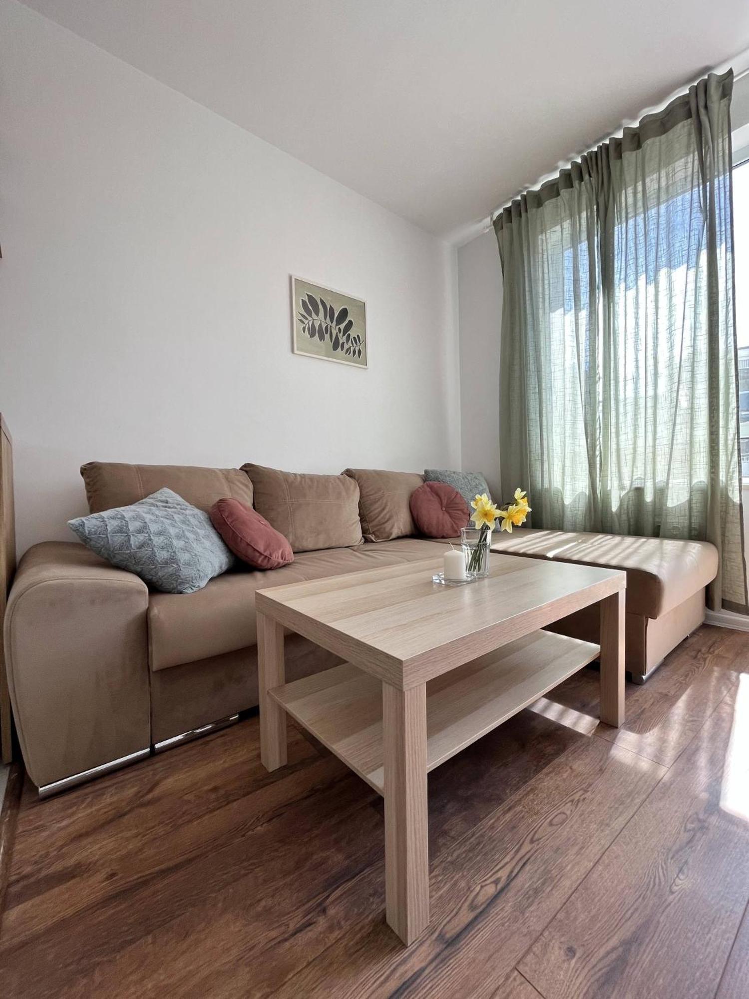 Central Cosy, Fully Renovated 2Bd Near The Cathedral Varna Exterior photo