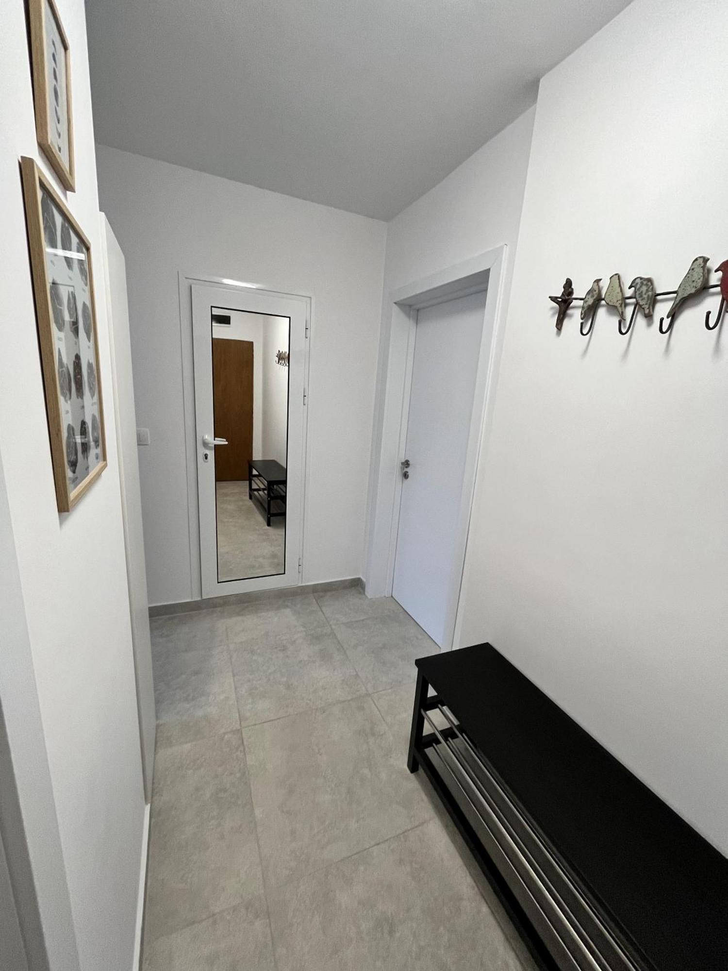 Central Cosy, Fully Renovated 2Bd Near The Cathedral Varna Exterior photo
