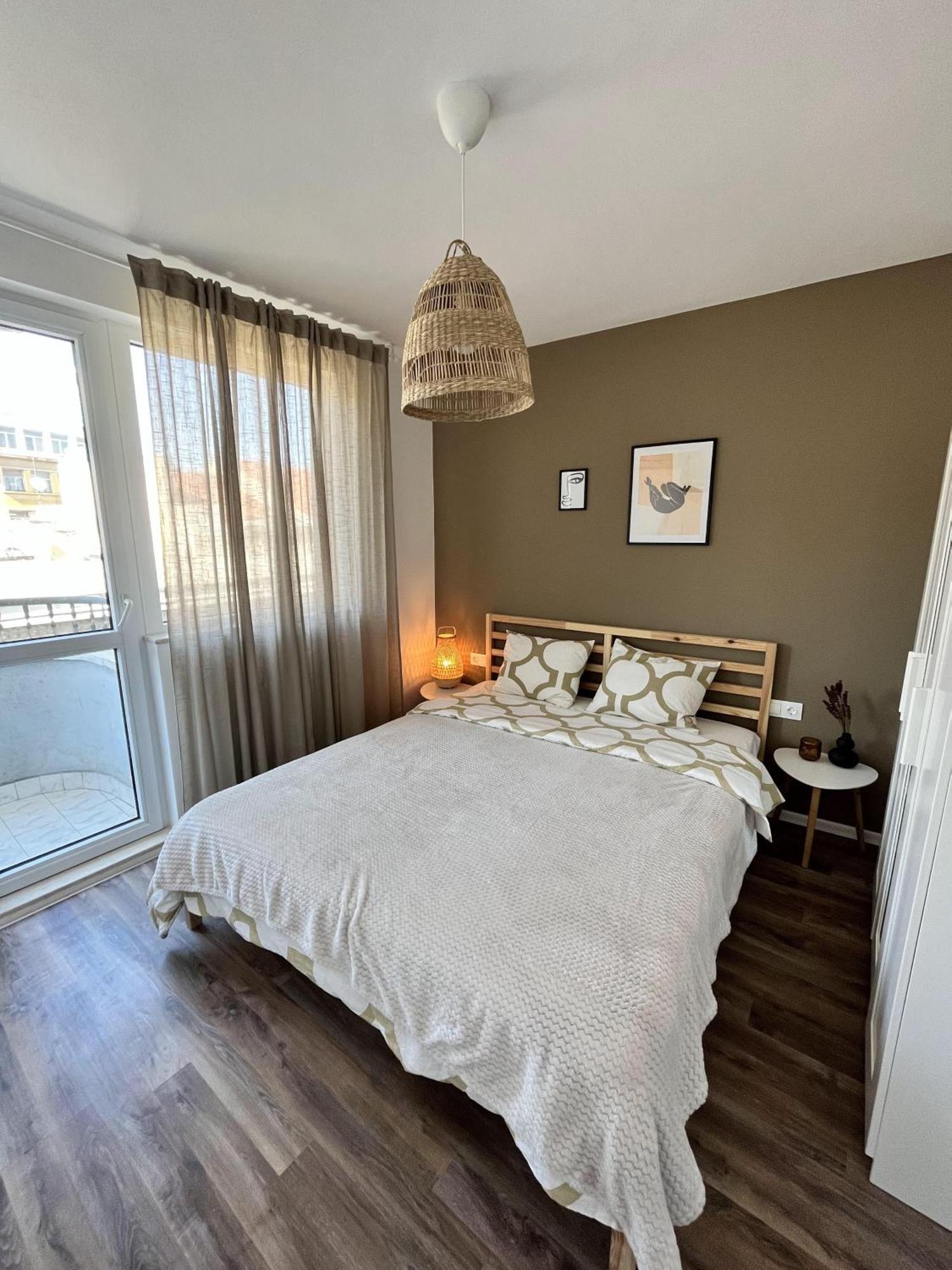 Central Cosy, Fully Renovated 2Bd Near The Cathedral Varna Exterior photo